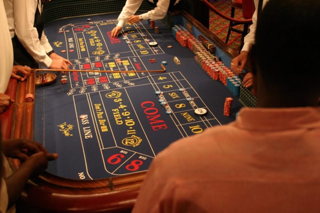 How to play and win at Craps